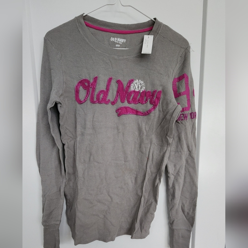 Old Navy Gray and Pink Long Sleeve Tee